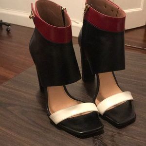 Hugo Boss Heels/ booties